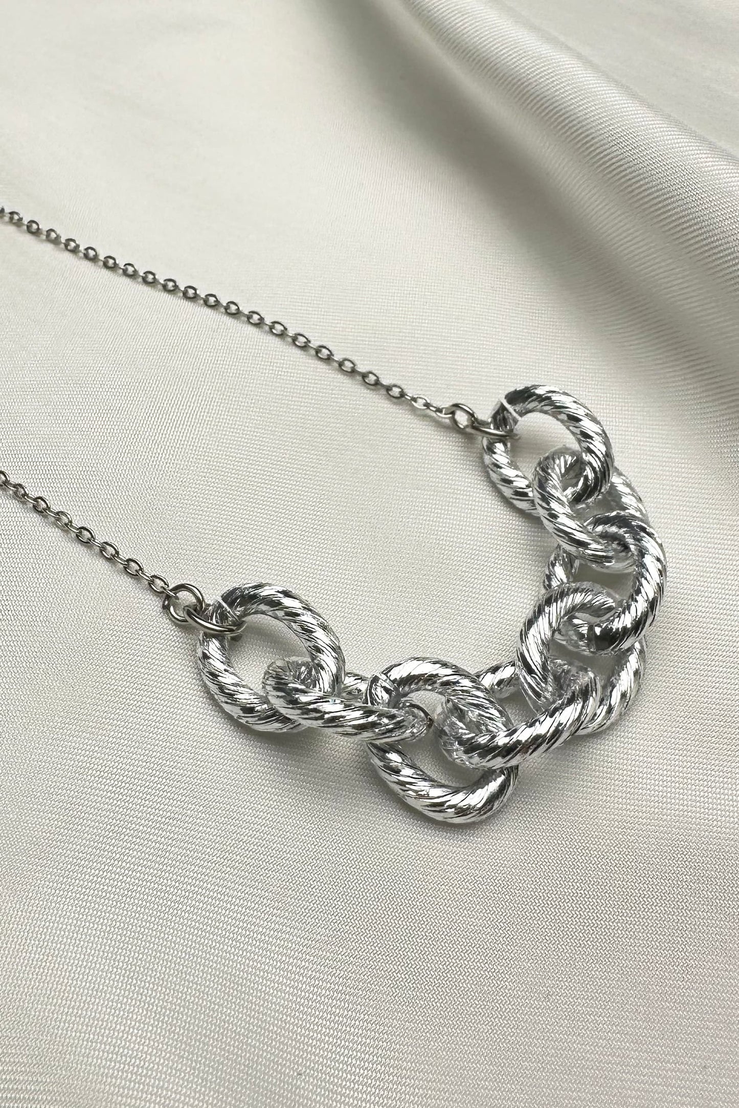 Little Grainy Necklace