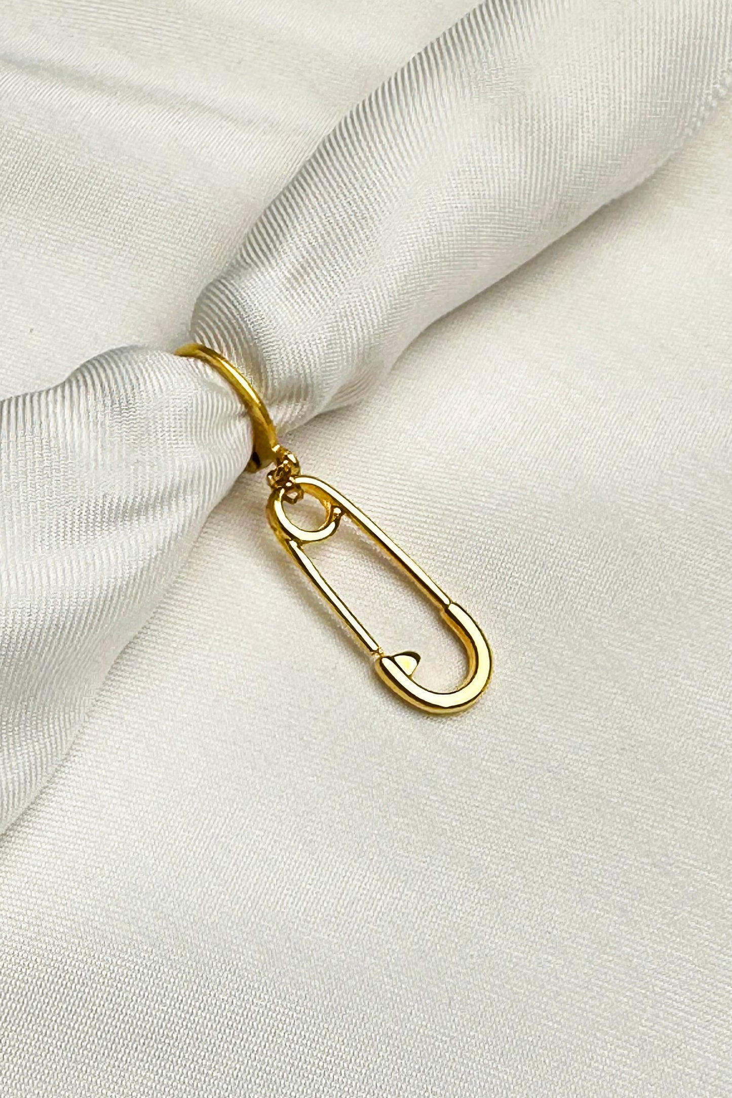 Safety Pin Gold Single Earring