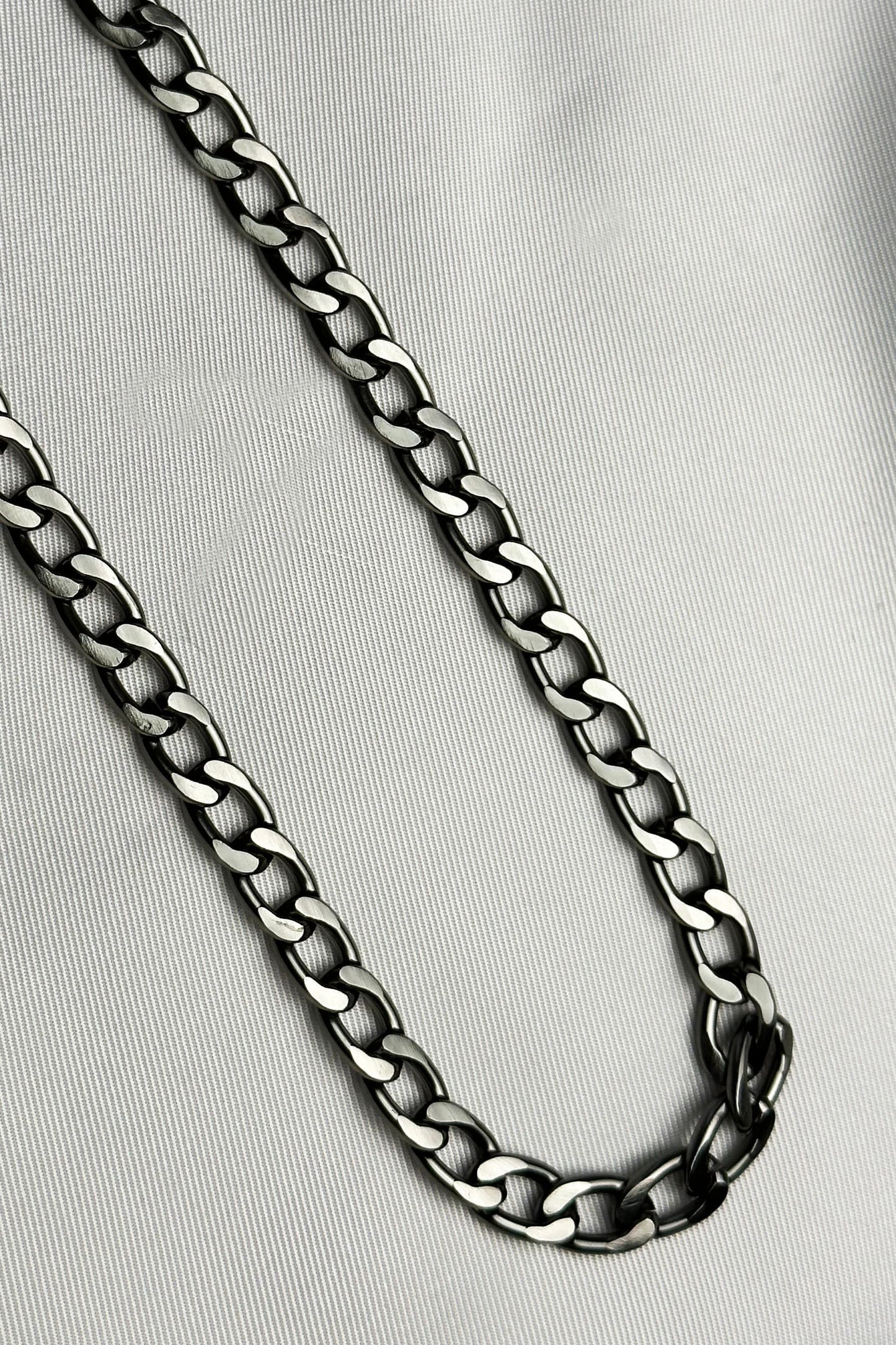 Chainlink Black Necklace